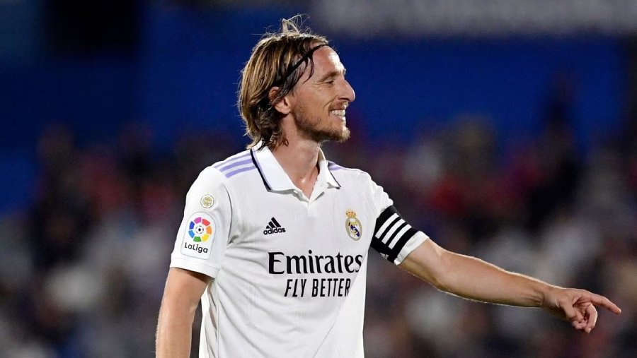 Modric visits Serbian 